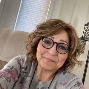 Meet your Posher, Phyl